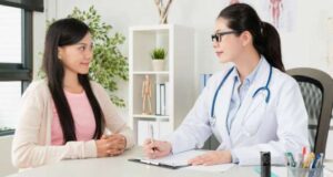 10 Pertimbangan Saat Membandingkan Rencana Perawatan Kesehatan